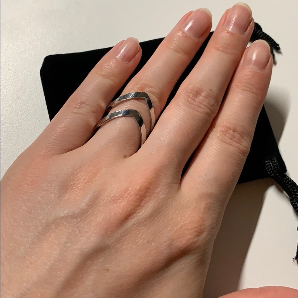 Chevron ring - Picture 2 of 3